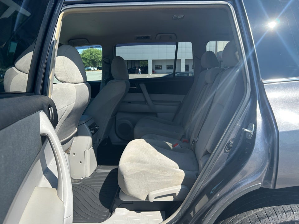 2013 Toyota Highlander Plus
