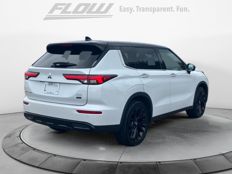 2023 Mitsubishi Outlander SEL