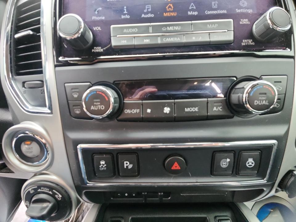 2020 Nissan TITAN SL