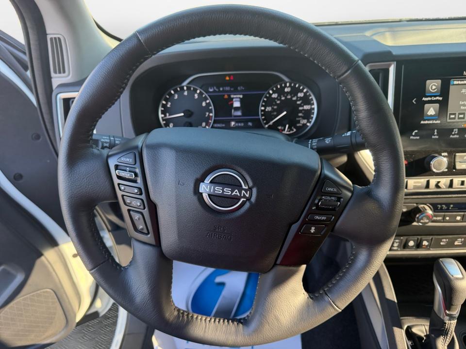 2025 Nissan Frontier SV