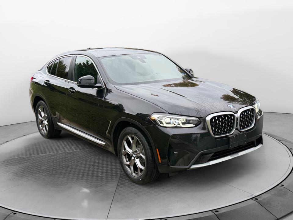 2024 BMW X4 xDrive30i