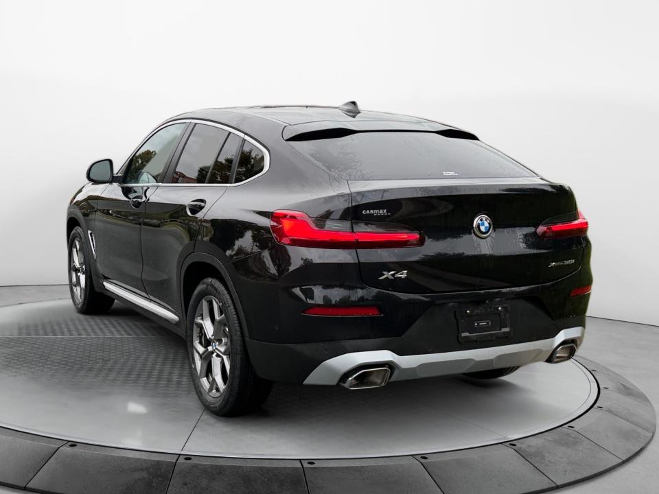 2024 BMW X4 xDrive30i