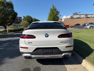 2025 BMW X4 xDrive30i