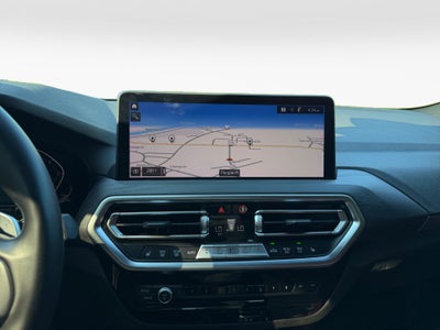 2025 BMW X4 xDrive30i