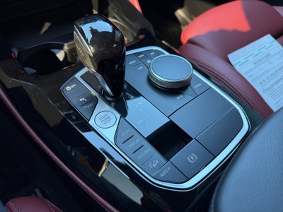 2025 BMW X4 xDrive30i