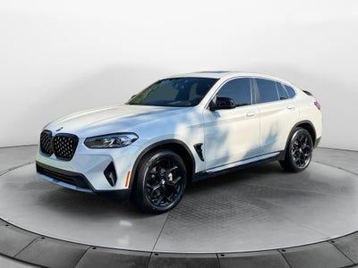 2025 BMW X4 xDrive30i
