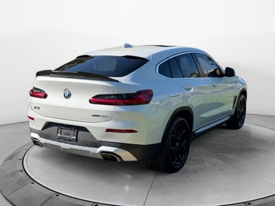 2025 BMW X4 xDrive30i