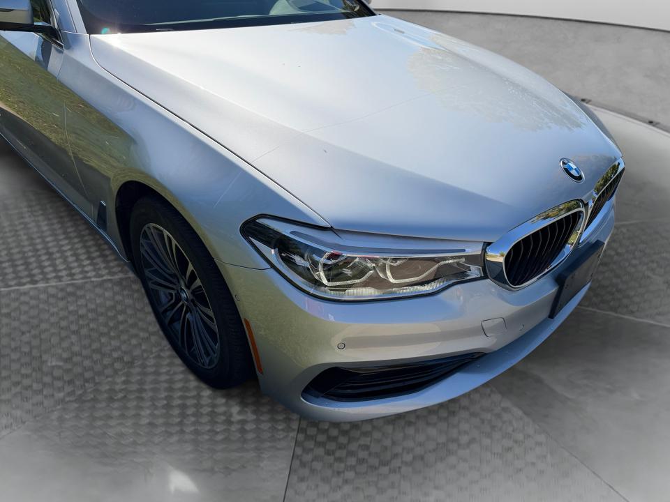 2017 BMW 540i 540i