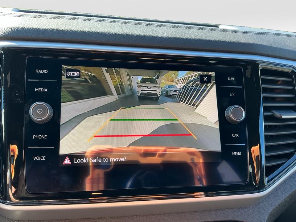 2022 Volkswagen Atlas Cross Sport 3.6L V6 SEL Premium R-Line