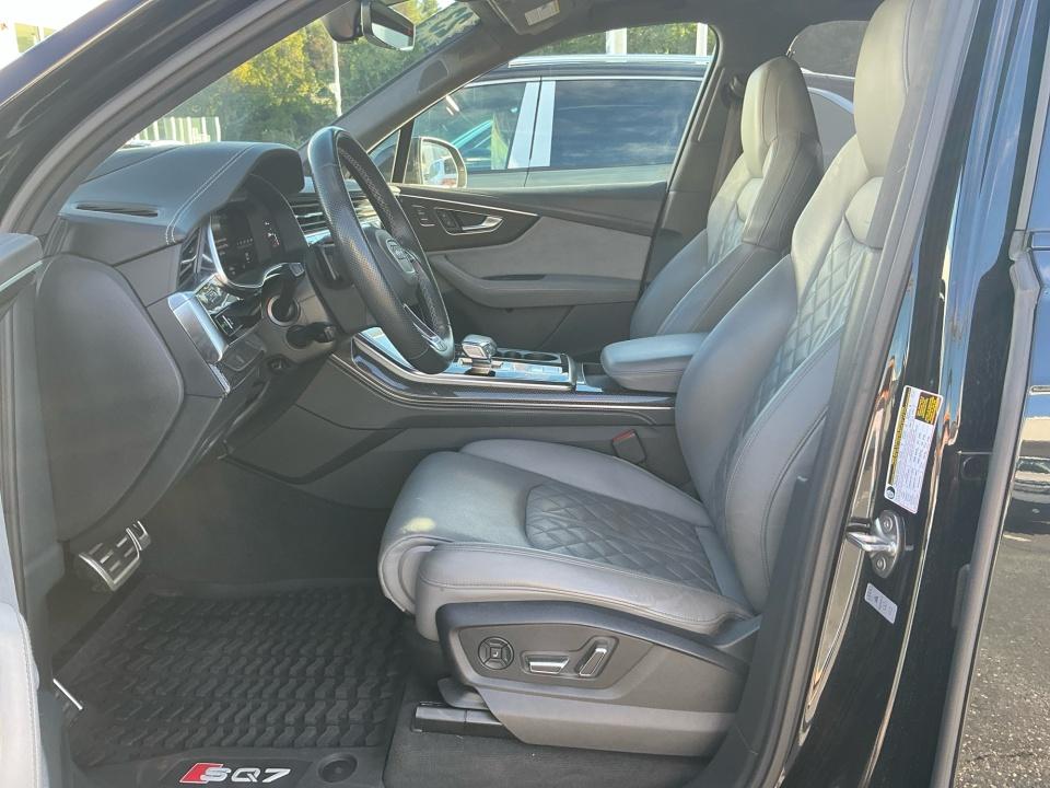 2023 Audi SQ7 Prestige