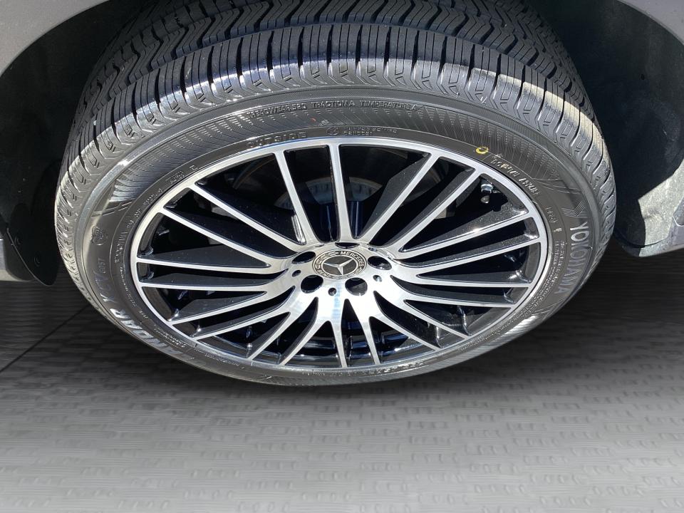 2025 Mercedes-Benz GLC 300 GLC 300