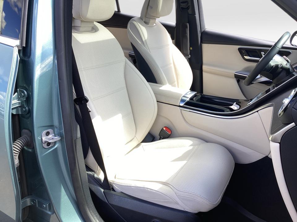 2025 Mercedes-Benz GLC 300 GLC 300