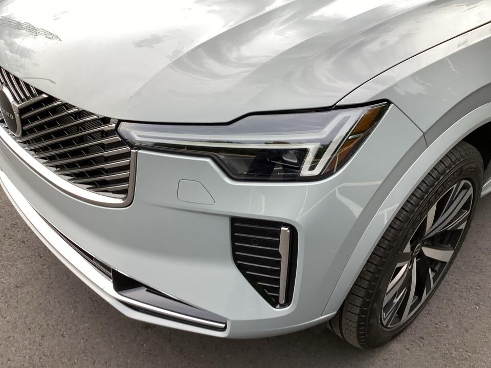 2026 Volvo XC90 Core