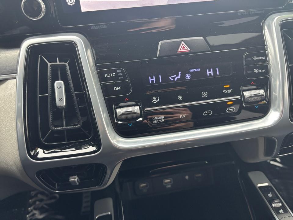 2024 Kia Sorento Hybrid SX Prestige
