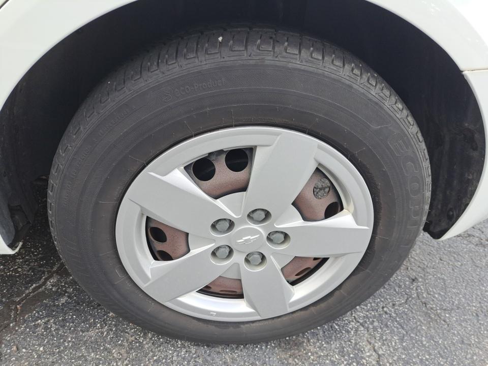 2013 Chevrolet Sonic LS