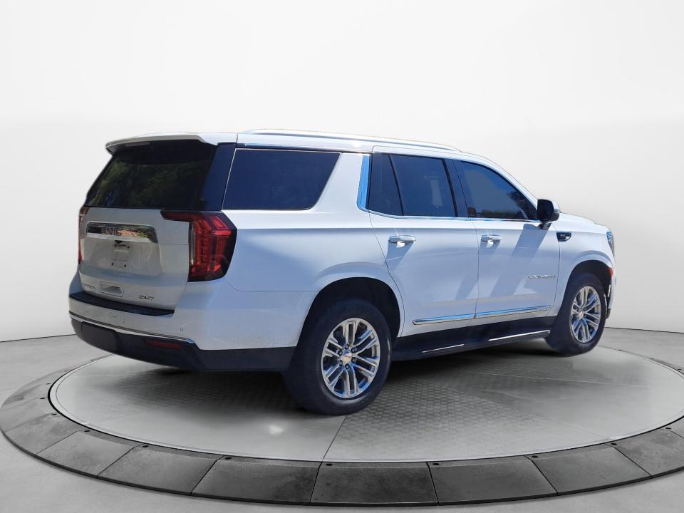 2023 GMC Yukon SLT