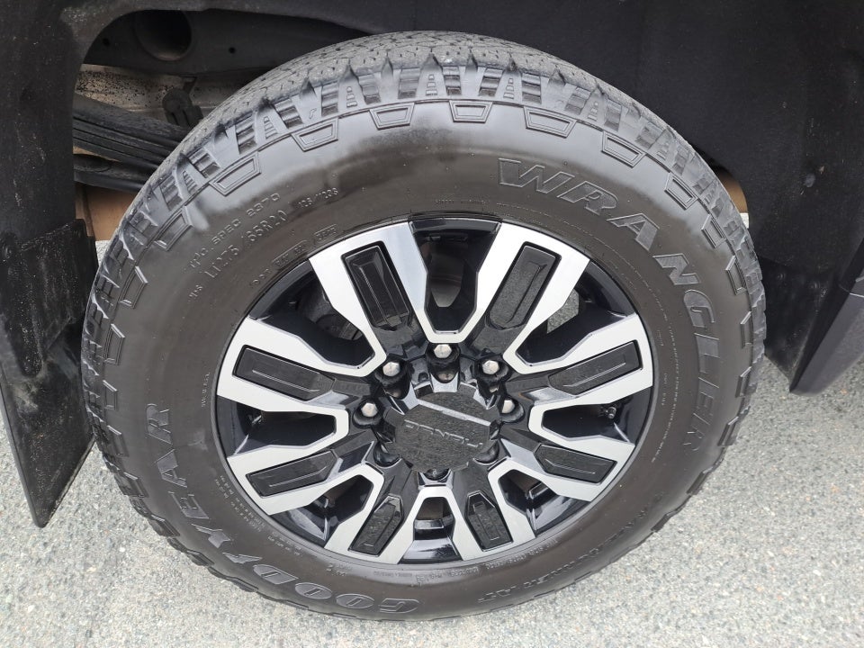 2024 GMC Sierra 2500HD Denali Ultimate