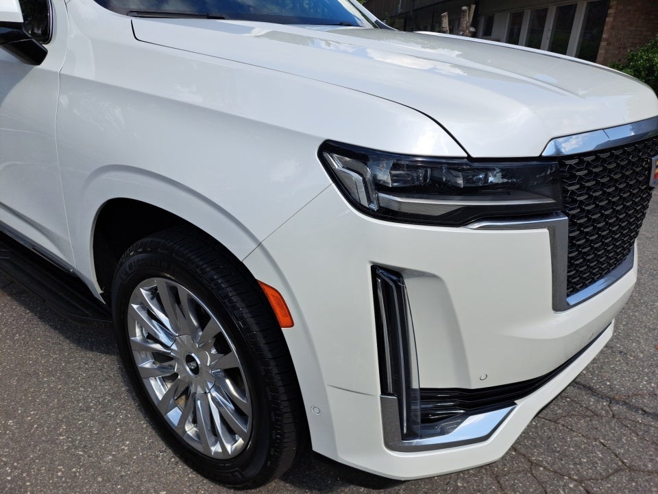 2022 Cadillac Escalade ESV Premium Luxury