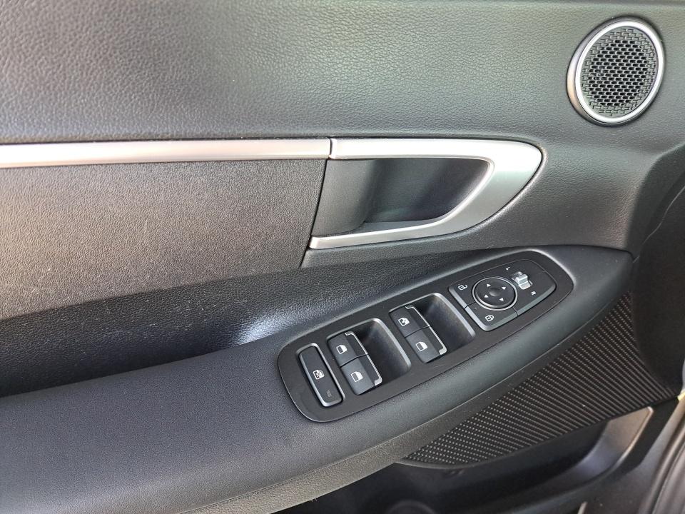 2022 Hyundai Sonata SE
