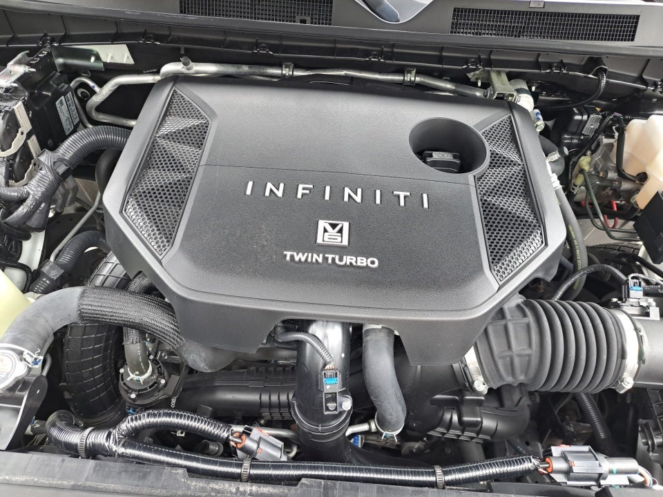 2025 INFINITI QX80 SENSORY