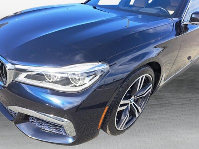 2016 BMW 750i 750i