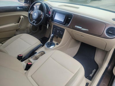 2013 Volkswagen Beetle Convertible 2.5L