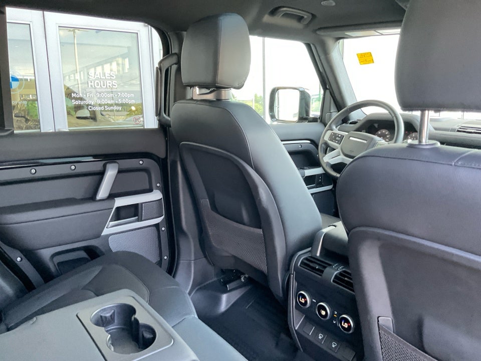 2024 Land Rover Defender X-Dynamic SE