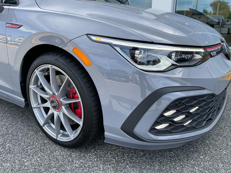 2023 Volkswagen Golf GTI SE