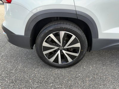 2023 Volkswagen Taos SE