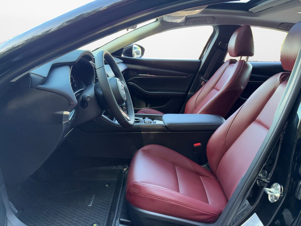 2026 Mazda Mazda3 Sedan 2.5 S Carbon Edition