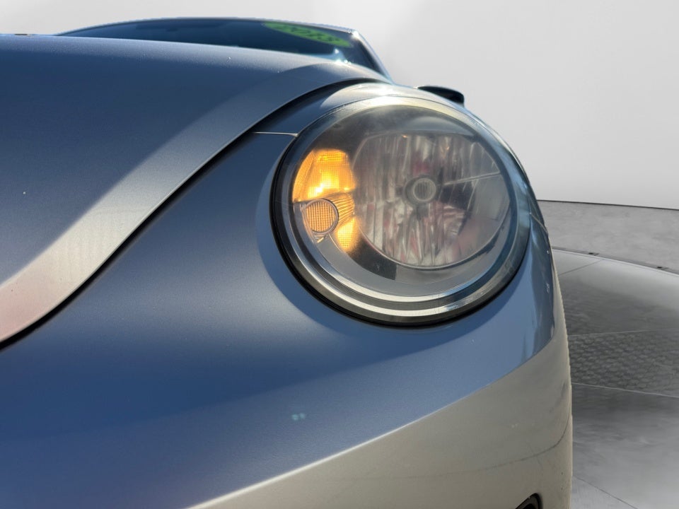 2013 Volkswagen Beetle Convertible 2.0T