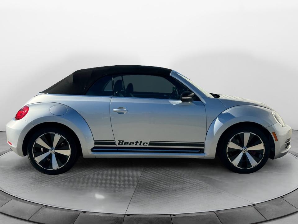 2013 Volkswagen Beetle Convertible 2.0T