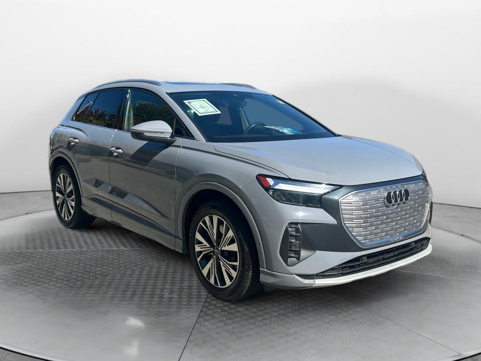2024 Audi Q4 e-tron Premium Plus