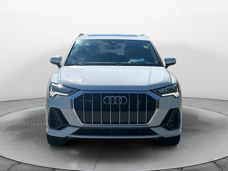 2024 Audi Q3 S line Premium Plus