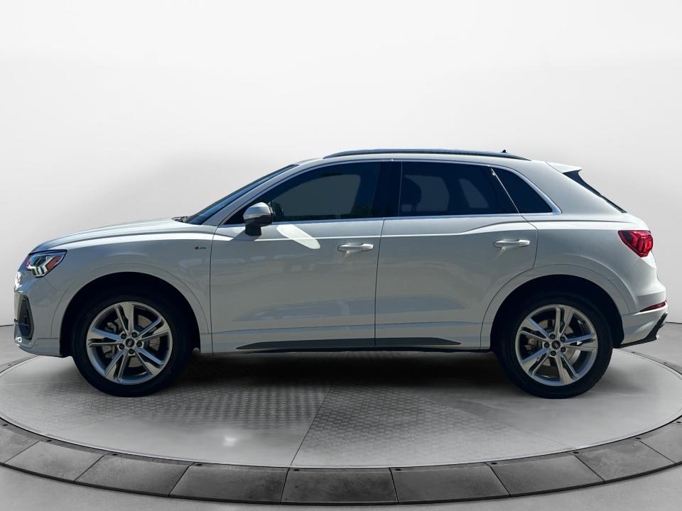 2024 Audi Q3 S line Premium Plus