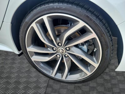 2024 Jaguar XF R-Dynamic SE