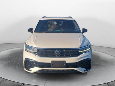 2024 Volkswagen Tiguan SE R-Line Black
