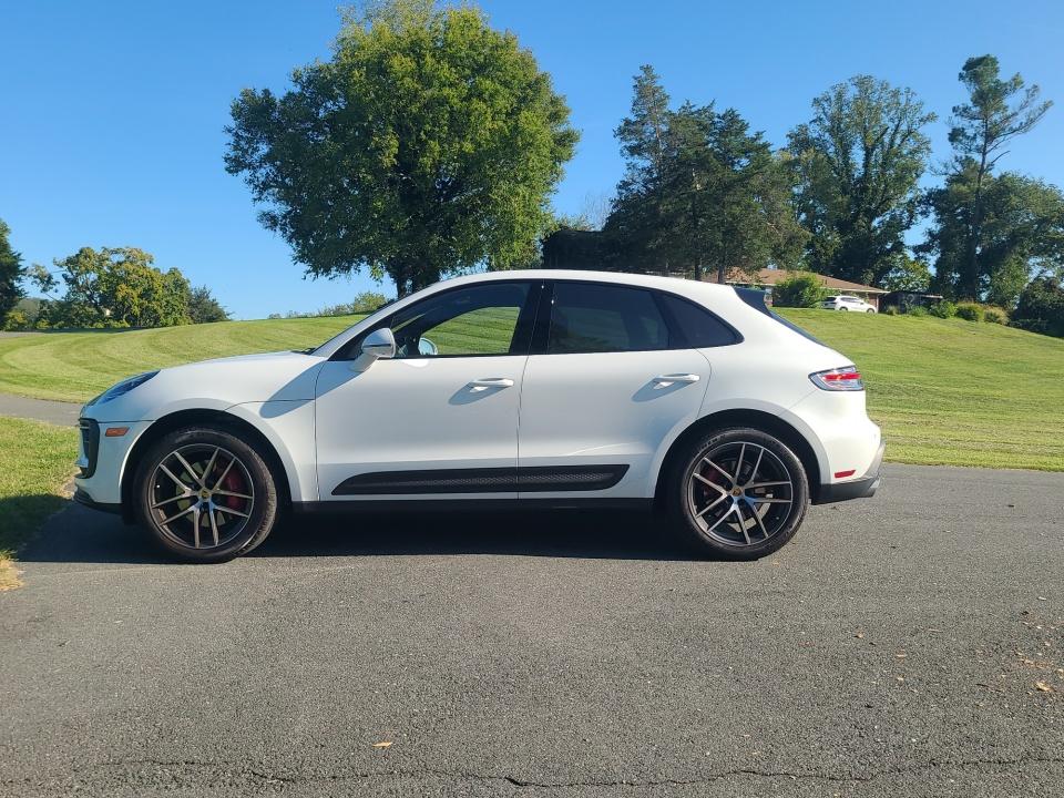 2022 Porsche Macan S